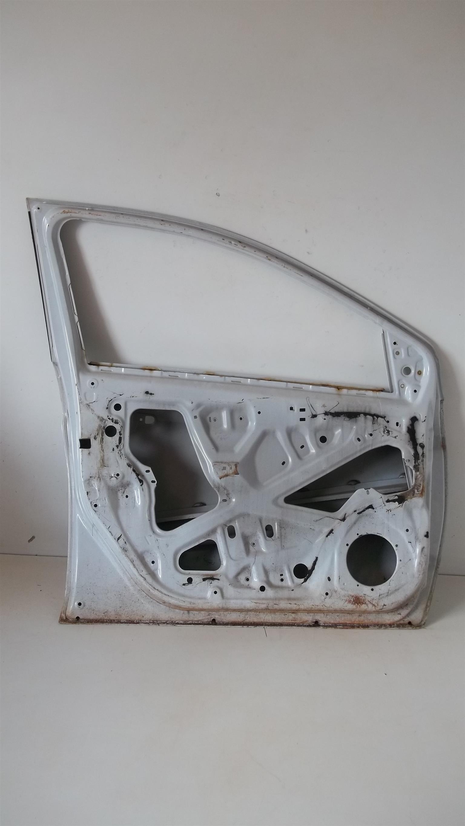Suzuki Swift left front door - Private Seller Suzuki Swift left front door - Private Seller