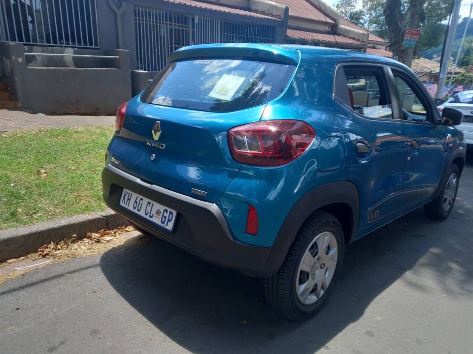 2021 Renault Kwid 1.0 Petrol, Automatic, Blue Color, Mileage 18000kms, Spare key, Sb