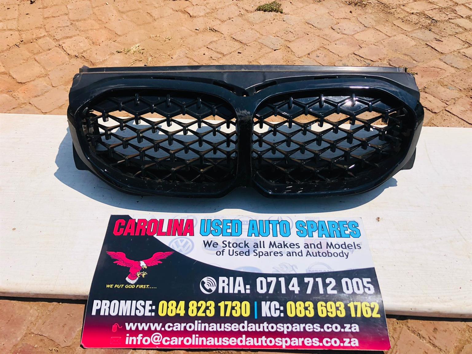 BMW F40 1 series radiator grill - Private Seller