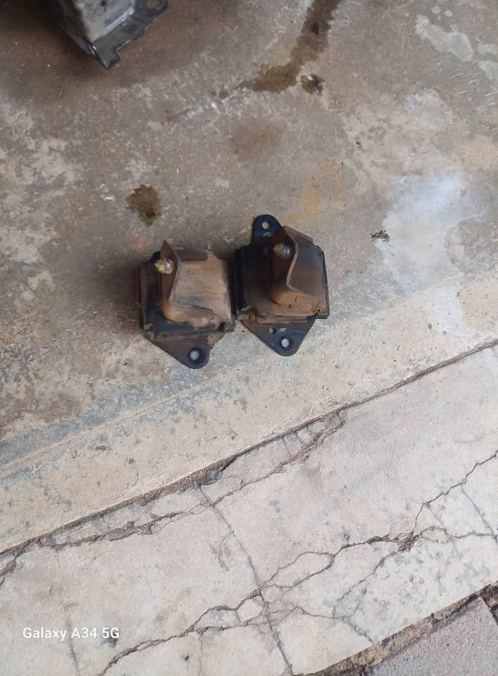 Isuzu go big engine mounts - Private Seller Isuzu go big engine mounts - Private Seller