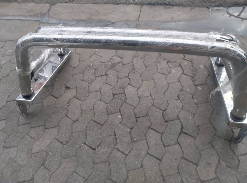 Isuzu Roll Bar for Sale - Private Seller Isuzu Roll Bar for Sale - Private Seller