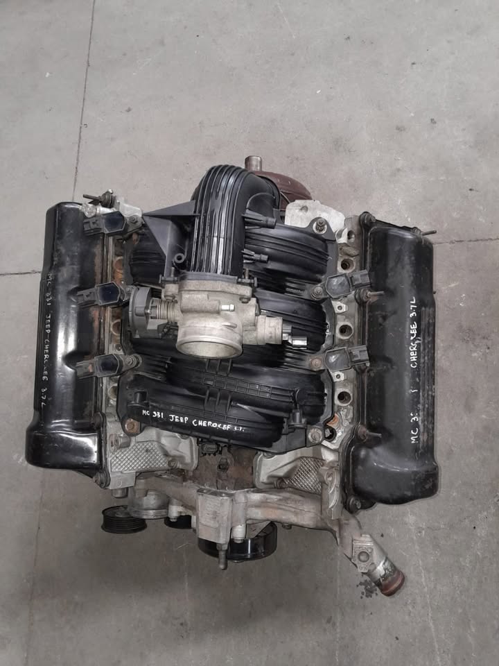 JEEP CHEROKEE 3.7L V6 ENGINE FOR SALE - Private Seller JEEP CHEROKEE 3.7L V6 ENGINE FOR SALE - Private Seller