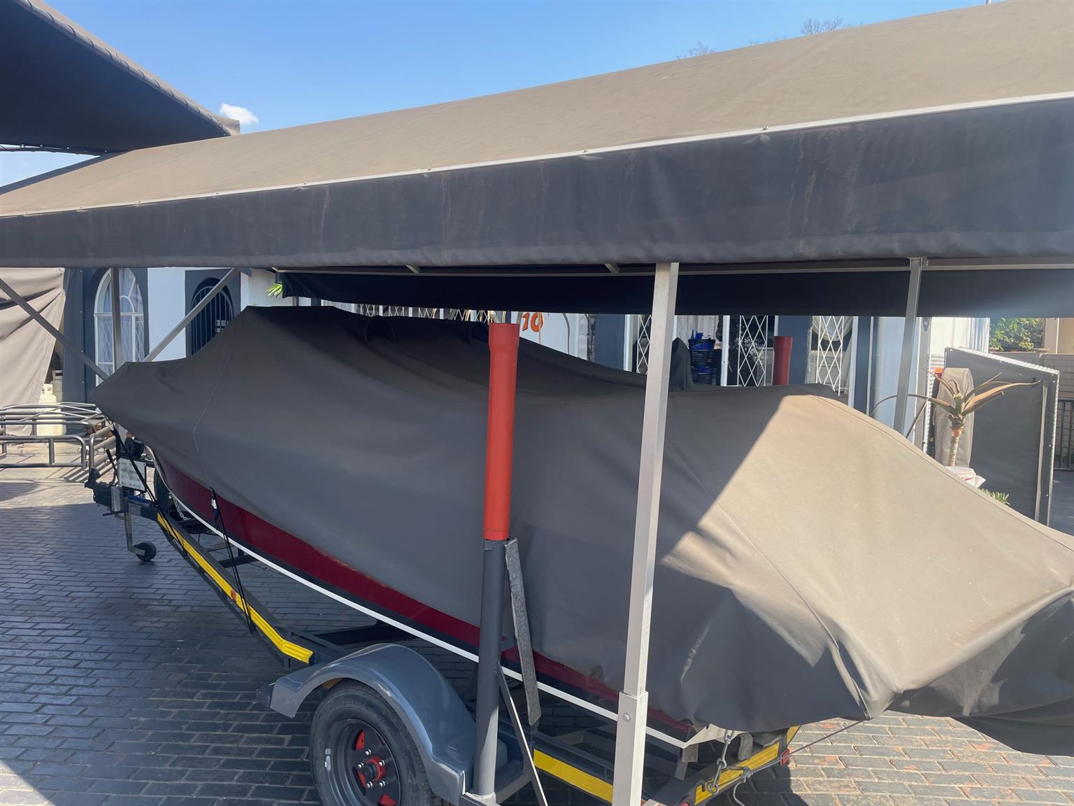 Antiqua ski boat