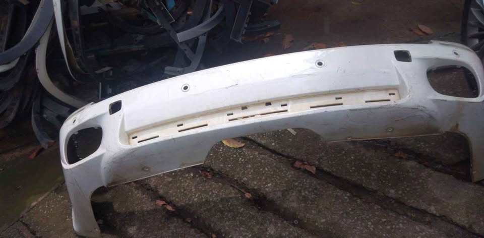 X5 bmw x drive 2013 back bumper - Private Seller X5 bmw x drive 2013 back bumper - Private Seller