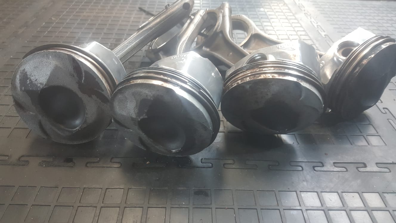 2013 Jaguar XF 3.0l S/C Petrol Pistons for sale