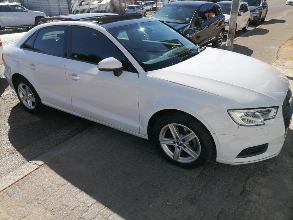 2018 Audi A3 1.0 TFSI Automatic Sunroof with a Nice interior seat