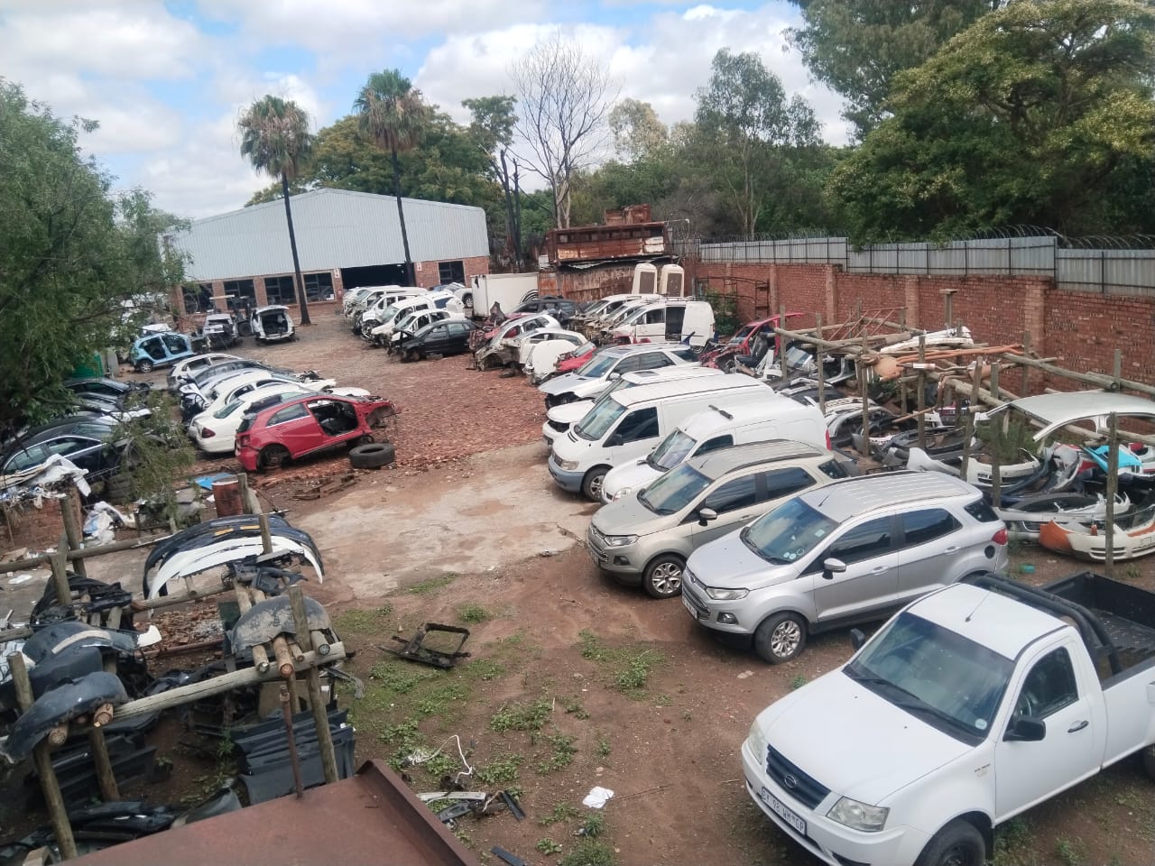 Your one stop shop for audi Mercedes-benz and Volkswagen  We  offers a wide rang - Private Seller