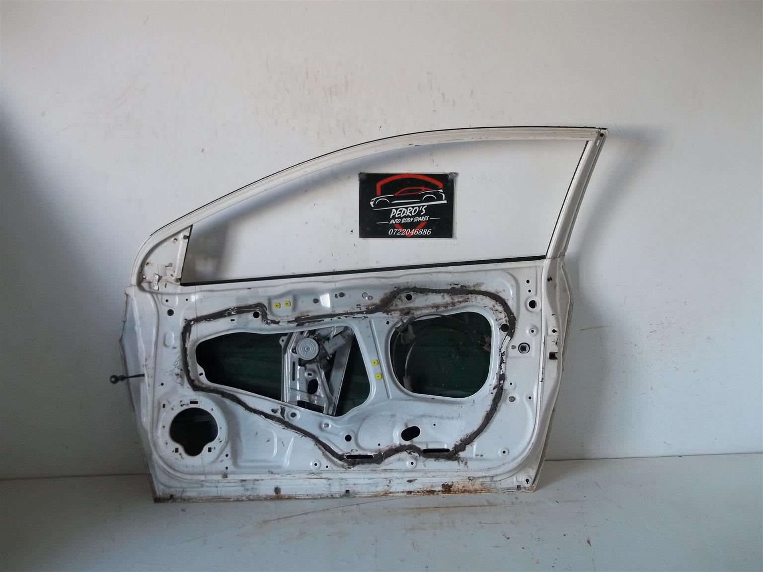 Honda Civic (H/B) '06-'11 right front door - Private Seller Honda Civic (H/B) '06-'11 right front door - Private Seller