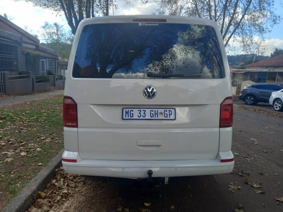 2018 VW KOMBI 2.0 DIESEL, AUTOMATIC, WHITE,  138000KMS, REVERSE SENSORS, SPARE KEY.