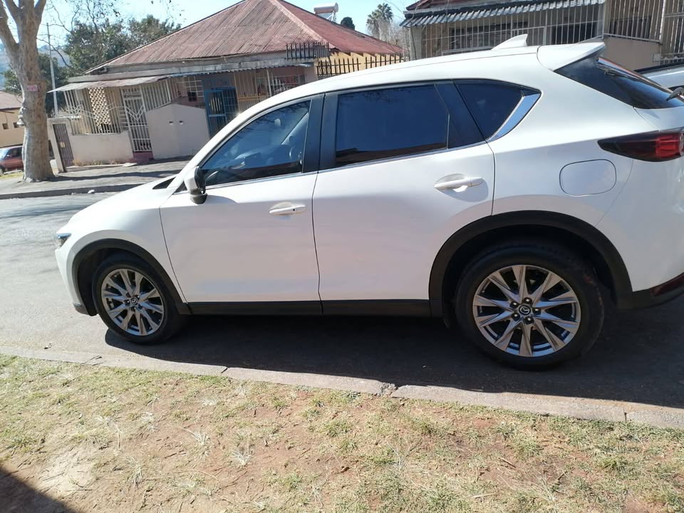 2019 MAZDA CX5 SKYACTIVE TECHNOLOGY 2.0 AUTOMATIC TRANSMISSION WITH REVERSE CAMERA AND SENSORS