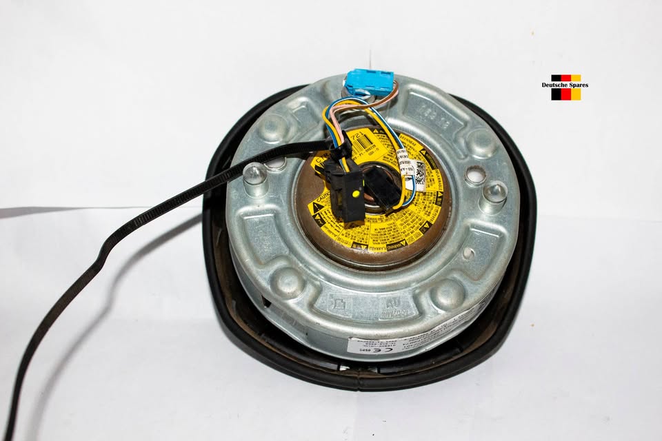 BMW 5'S G30 G31 STEERING WHEEL AIRBAG 1 - Private Seller BMW 5'S G30 G31 STEERING WHEEL AIRBAG 1 - Private Seller