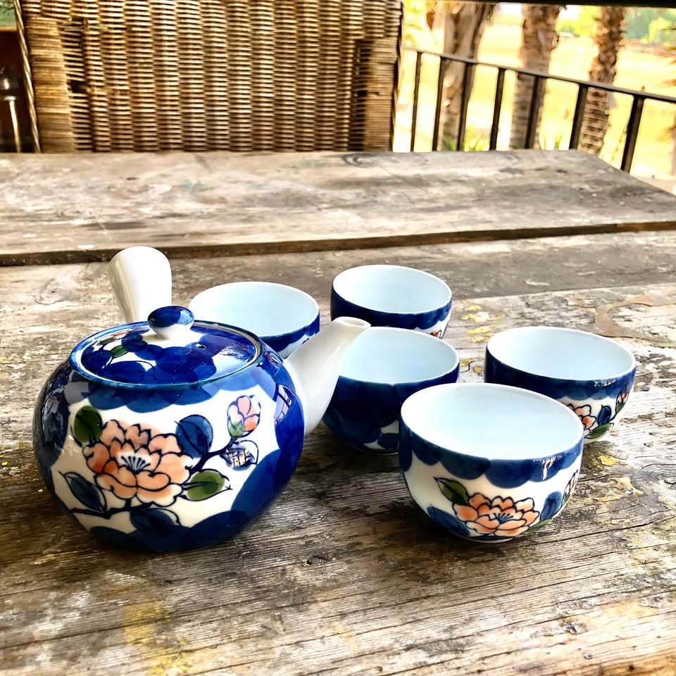 Vintage Handpainted Ceramic Japanese Tea Pot & 5 Cups Set
