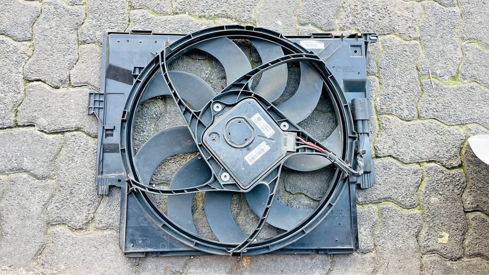 BMW 3 SERIES 4 SERIES F30 F32 FAN 2013/16 - Private Seller BMW 3 SERIES 4 SERIES F30 F32 FAN 2013/16 - Private Seller