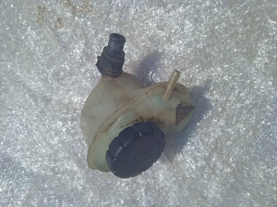 MERCEDES BENZ M133 ENGINE EXPANSION TANK
