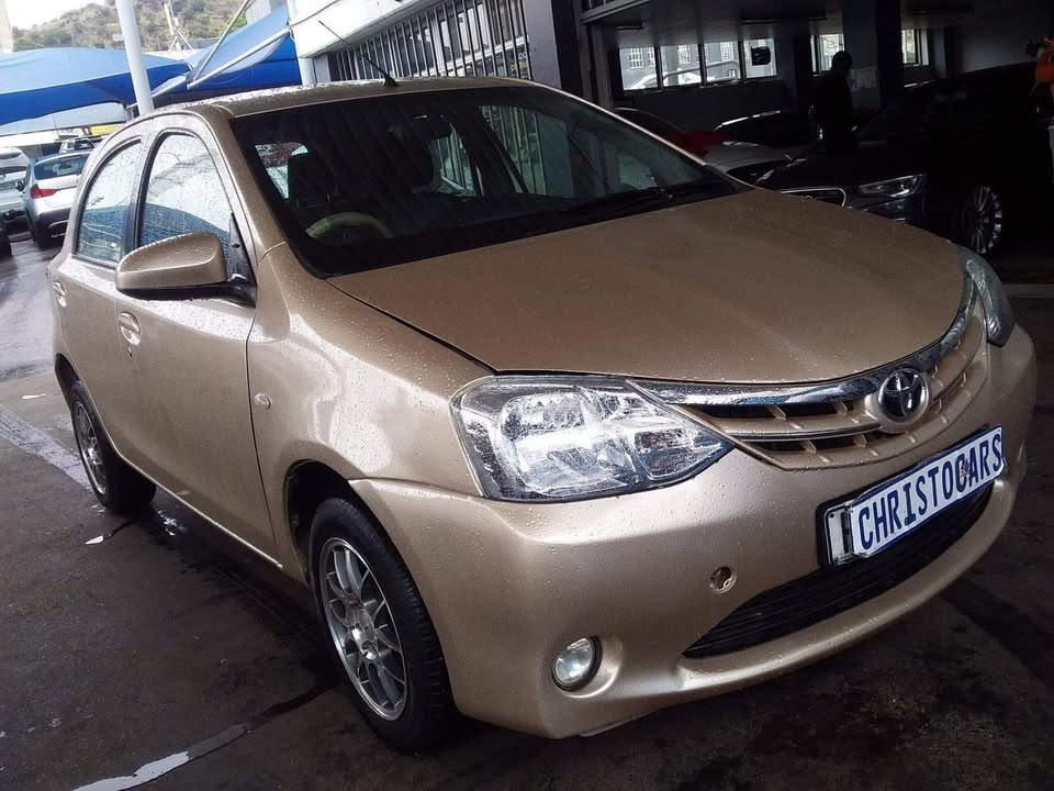 2013 Toyota Etios hatchback manual 2013