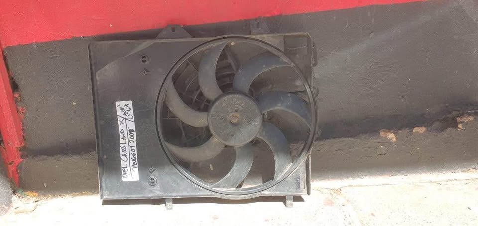 OPEL CROSSLAND X FAN  PEUGEOT fan 2009 CITROEN C4 - Private Seller