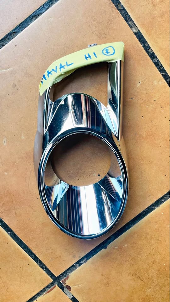 GWM HAVAL H1 fog light cover - Private Seller GWM HAVAL H1 fog light cover - Private Seller