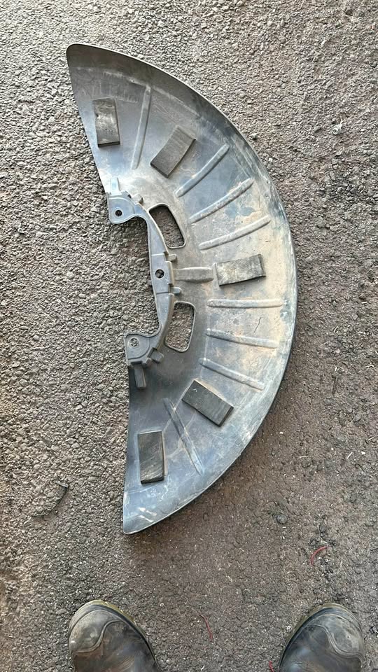 2003 Toyota Prado Spare Wheel Holder Available @Circle 7 Used Parts Call or WhatsApp - Private Seller 2003 Toyota Prado Spare Wheel Holder Available @Circle 7 Used Parts Call or WhatsApp - Private Seller