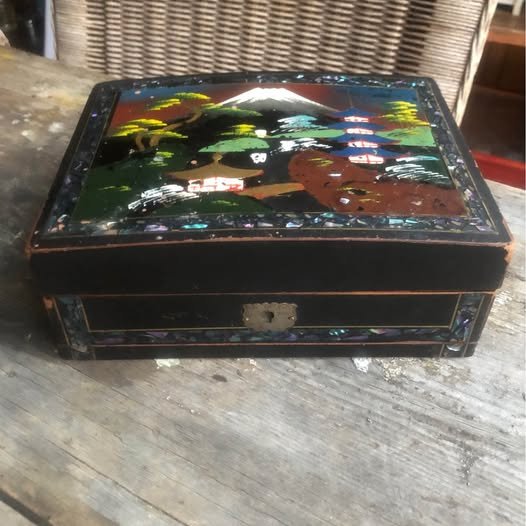 Vintage Japanese Jewelry Box – Abalone Inlaid, may need a little TLC, but magic unmistakable...