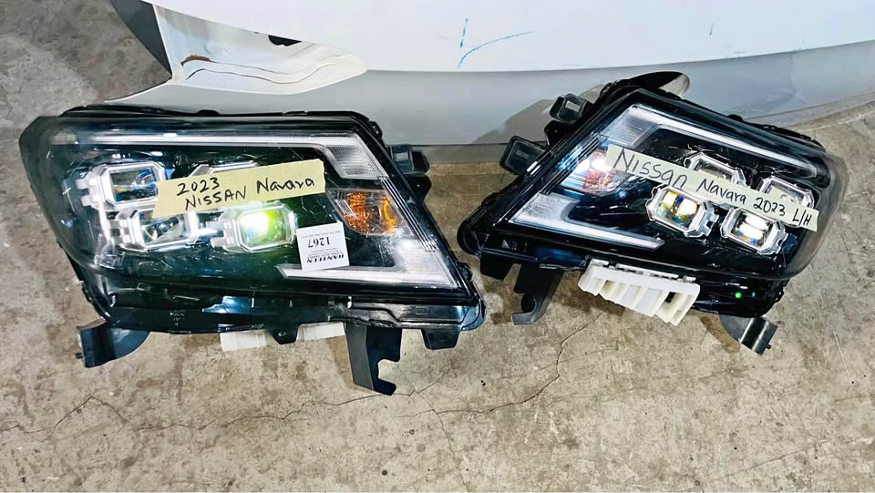 Nissan Navara LED headlights - Private Seller Nissan Navara LED headlights - Private Seller