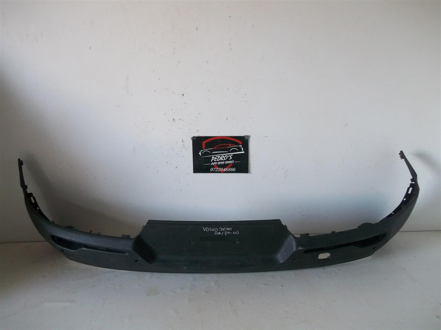 Volvo XC40 '19-'22 rear bumper lower trim - Private Seller Volvo XC40 '19-'22 rear bumper lower trim - Private Seller