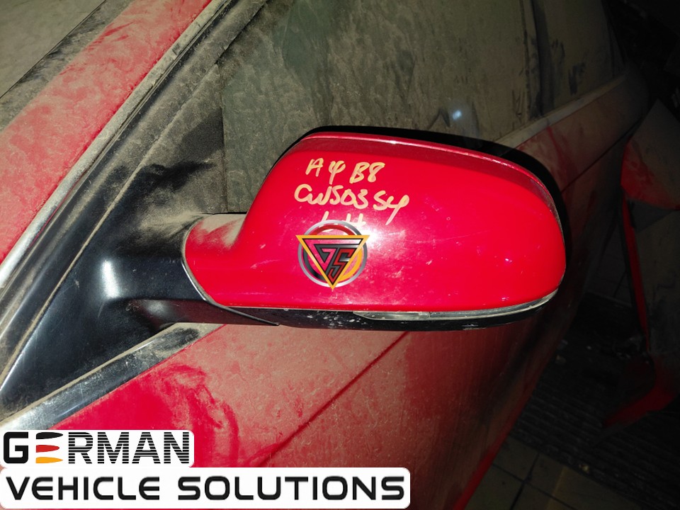 Audi a4 b8 left or right door mirror – electric and manual options available - Private Seller Audi a4 b8 left or right door mirror – electric and manual options available - Private Seller