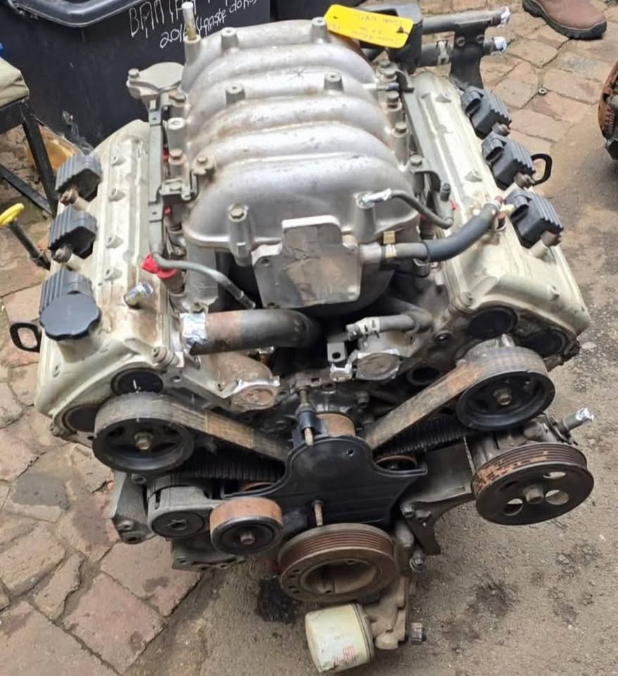 Isuzu 3.2 V6 Complete Engine
