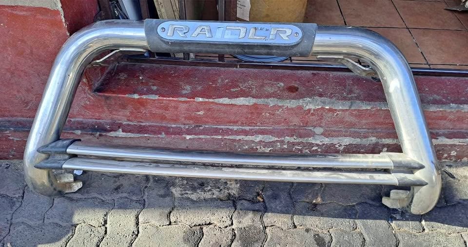 Toyota Hilux Raider nudge bar - Private Seller