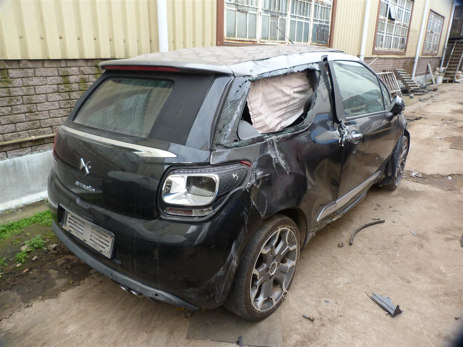 Citroen DS3 1.6 THP Sports - 2013 - Private Seller Citroen DS3 1.6 THP Sports - 2013 - Private Seller