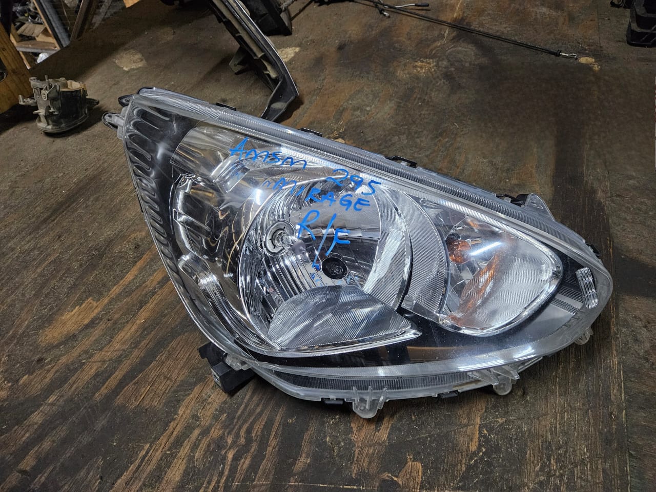 "Second-Hand Mitsubishi Mirage Headlight - Excellent Condition" - Private Seller "Second-Hand Mitsubishi Mirage Headlight - Excellent Condition" - Private Seller