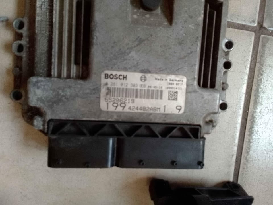2009 fiat Punto 1.9 diesel complete lock set - Private Seller 2009 fiat Punto 1.9 diesel complete lock set - Private Seller
