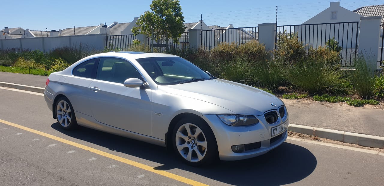 2007 BMW 325i Coupe with FSH | Junk Mail