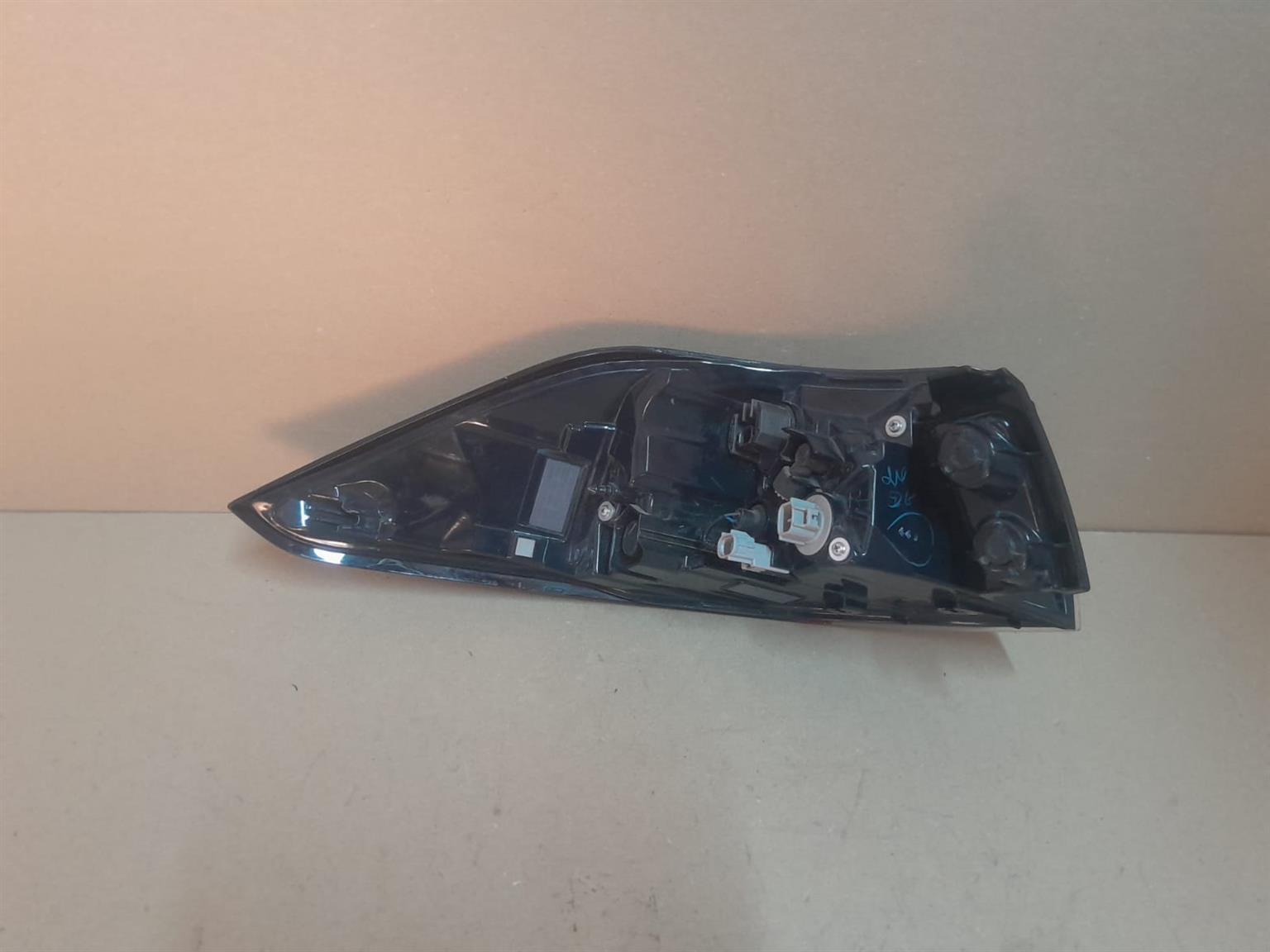 2022-2024 TOYOTA COROLLA CROSS RIGHT SIDE TAILLIGHT FOR SALE - Private Seller