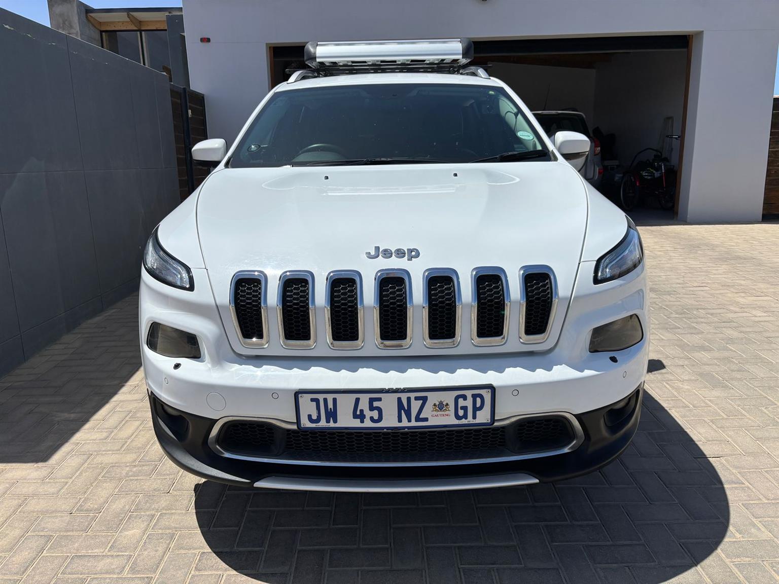 Used 2016 Jeep Cherokee 3.2L Limited 75th Anniversary Edition - Private Seller