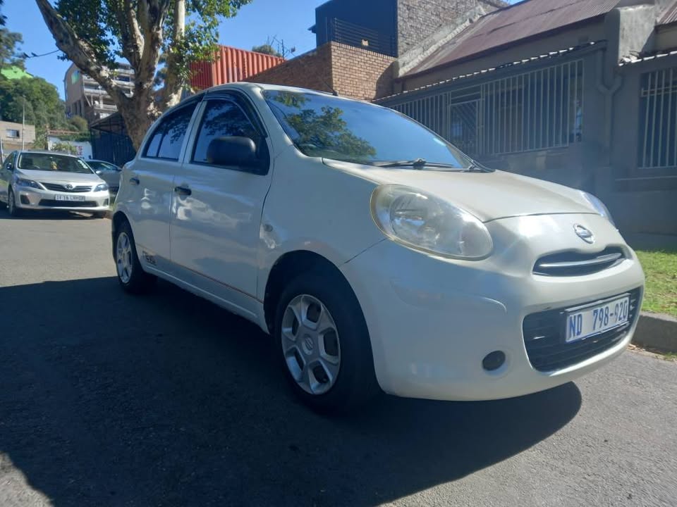 NISSAN MICRA 1.2 Petrol. 2014 Model, Manual, White Color, Mileage
