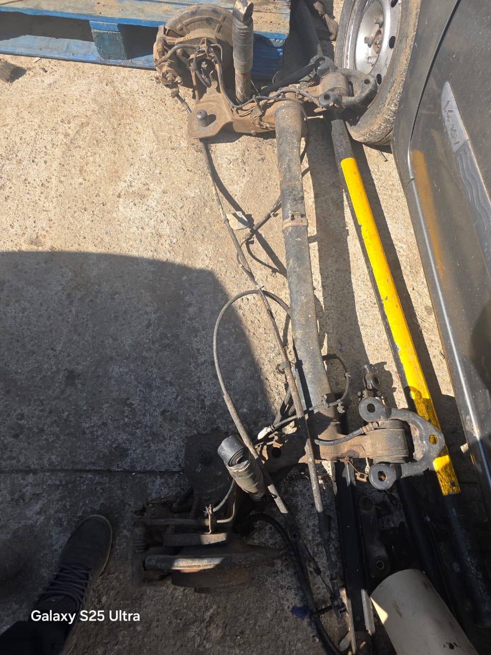 Opel astra H rear axle complete - Private Seller