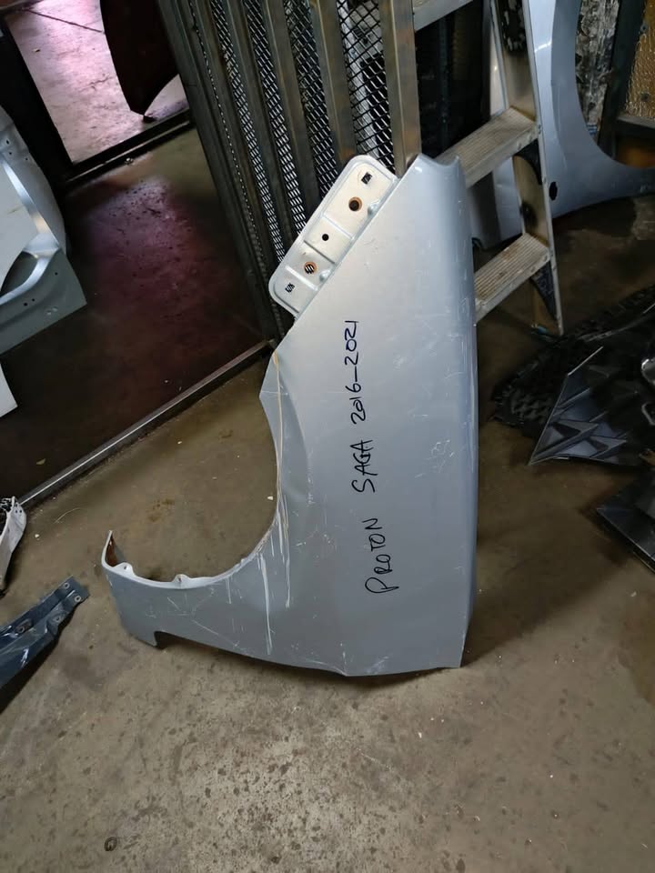 Proton Saga 2016-2021 fender - Private Seller