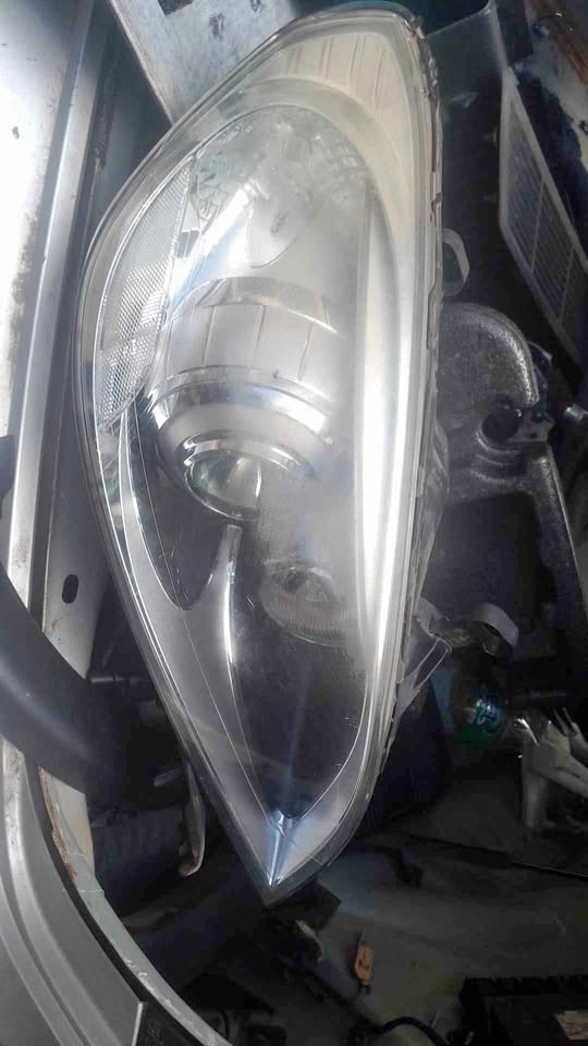 Volvo s60 headlights - Private Seller