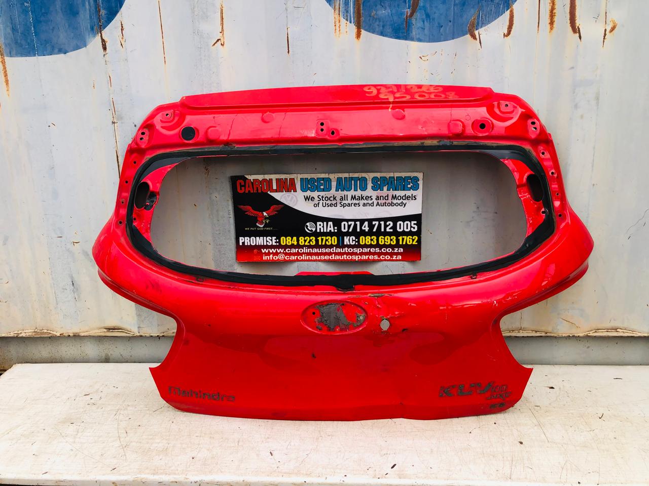 Mahindra KUV 100 tailgate (2018-2024) - Private Seller Mahindra KUV 100 tailgate (2018-2024) - Private Seller