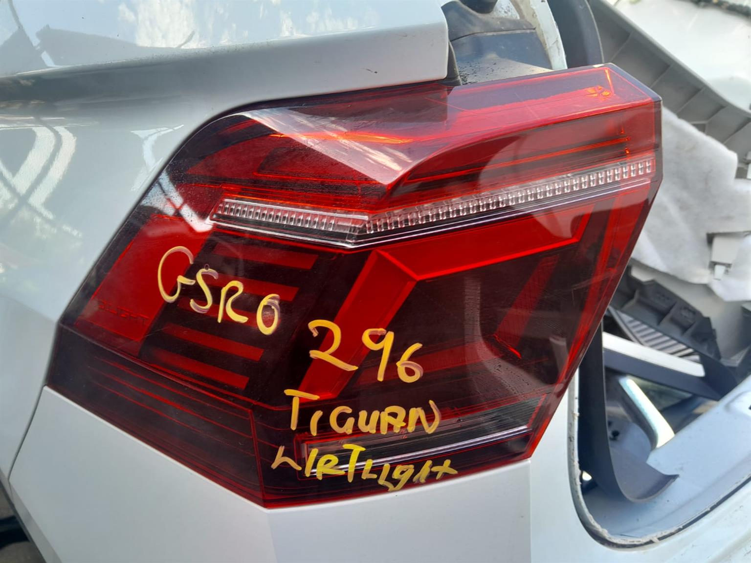 Volkswagen Tiguan left and right tail lights available for sale 🔥 - Private Seller Volkswagen Tiguan left and right tail lights available for sale 🔥 - Private Seller