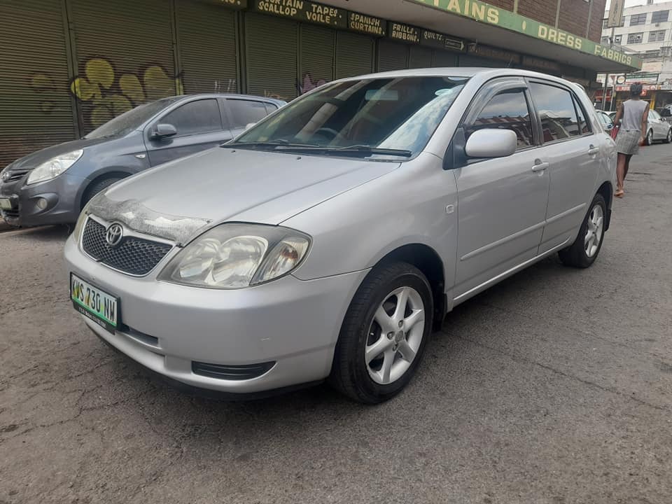TOYOTA RUNX 1.6 MANUAL EXCELLENT CONDITION