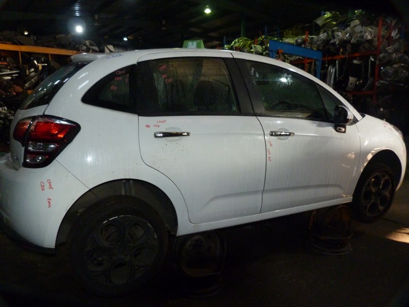 STRIPPING Citroen C3 1.6 VTi Seduction AT - 2015 - Private Seller STRIPPING Citroen C3 1.6 VTi Seduction AT - 2015 - Private Seller