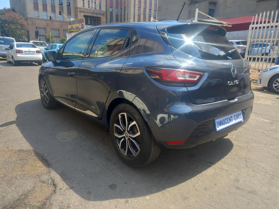 2018 RENAULT CLIO 4 900T PETROL DYNAMIC SPORTS MANUAL TRANSMISSION, GREY COLOR, 8000KM