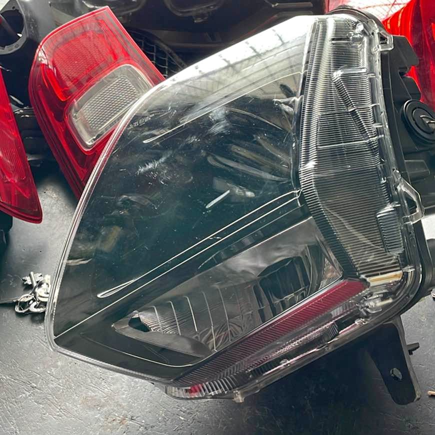 Chery Omoda C5 headlight - Private Seller Chery Omoda C5 headlight - Private Seller
