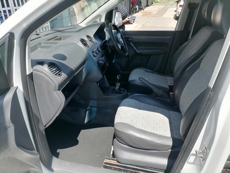 2011 Volkswagen Caddy 1.6 panel Van