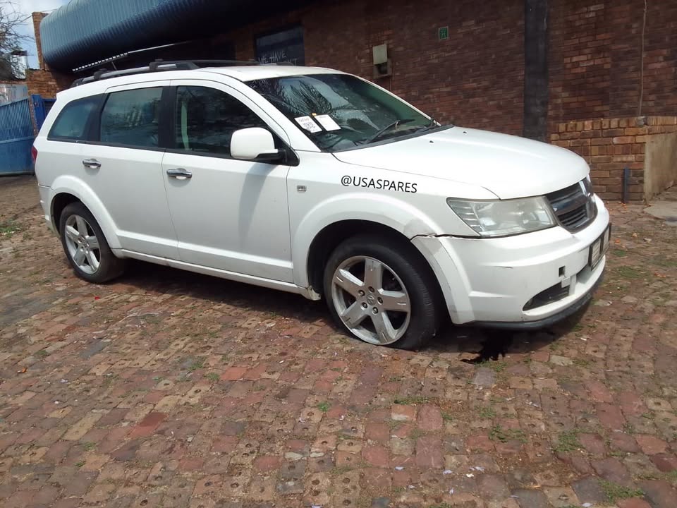 Dodge Journey 2.7 Stripping For Interior Parts - Private Seller Dodge Journey 2.7 Stripping For Interior Parts - Private Seller