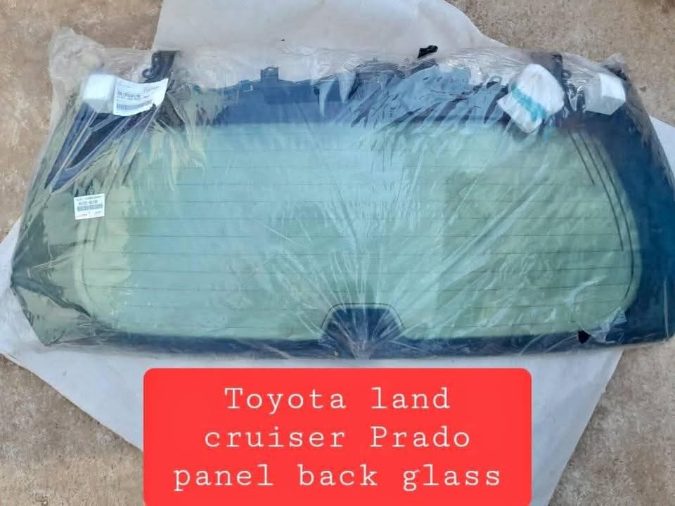 Toyota Land Cruise Prado Tailgate Glass - Private Seller Toyota Land Cruise Prado Tailgate Glass - Private Seller