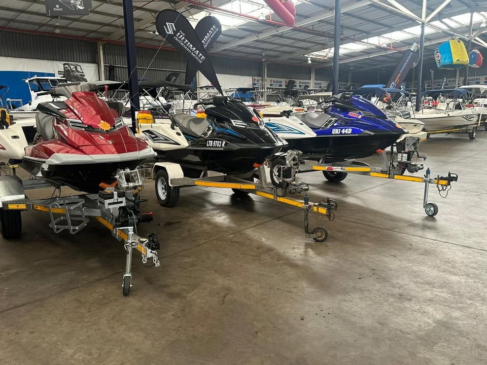 2015 YAMAHA JET SKIS WATERSKI DEEP SEA BOATS