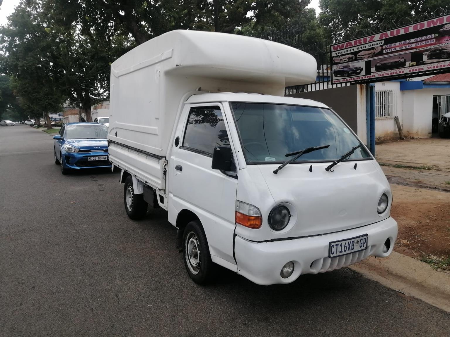 Used 1999 Hyundai H-100 Bakkie 2.5TCi deck - Private Seller Used 1999 Hyundai H-100 Bakkie 2.5TCi deck - Private Seller