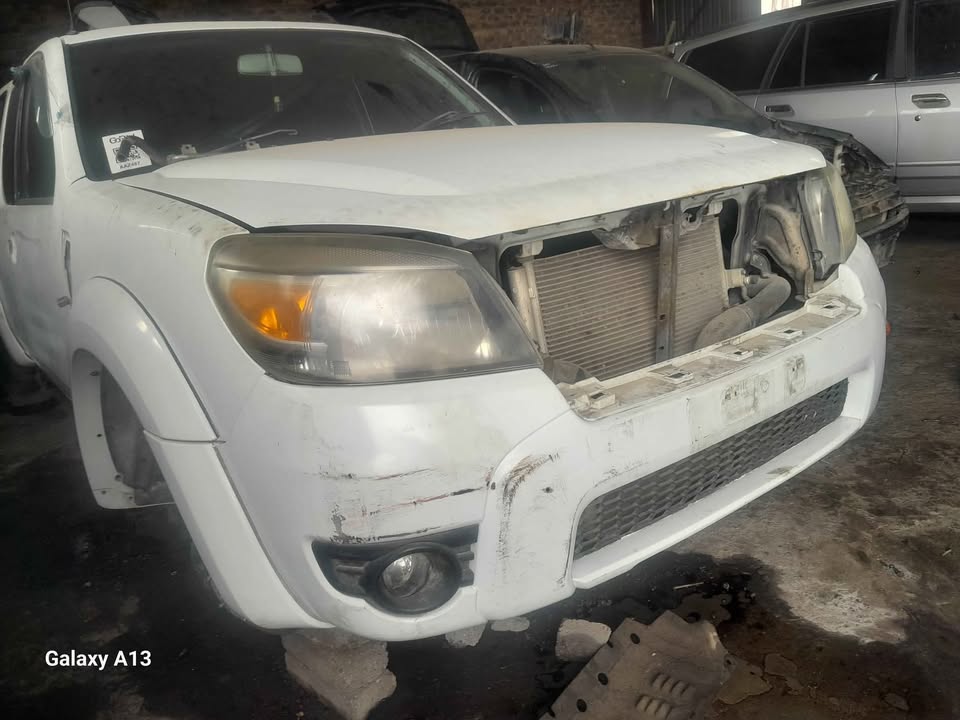 Ford Ranger T5 3.0 tdci club cab spares - Private Seller Ford Ranger T5 3.0 tdci club cab spares - Private Seller